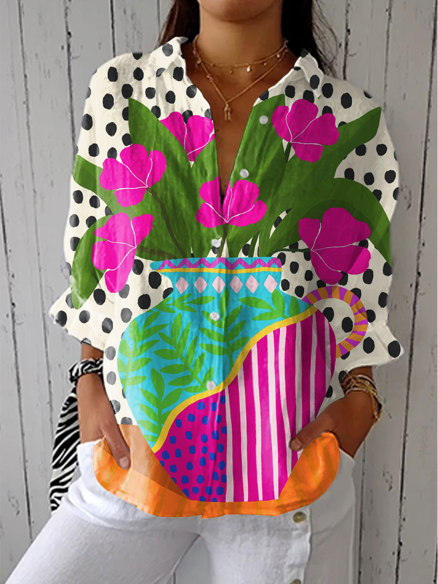 Damenbluse mit Knopfleiste und Blumenmuster