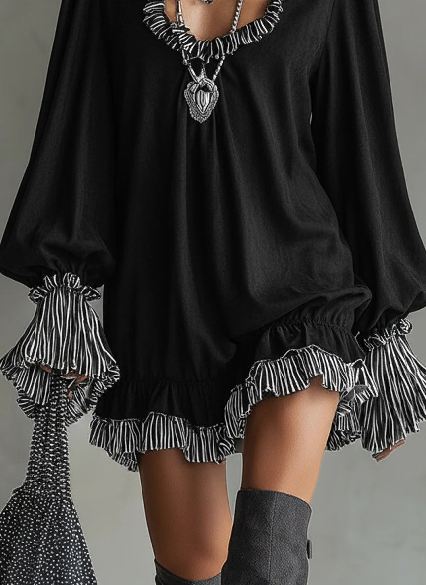 Minikleid mit Rüschen und Streifenmuster - Ansicht 4