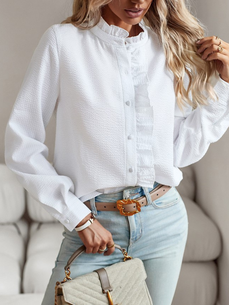 Bluse mit Rüschen in Hellblau - Ansicht 10