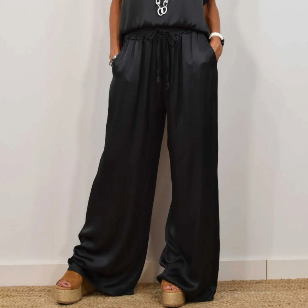 Stoffhose aus Satin in Weiss - Ansicht 8