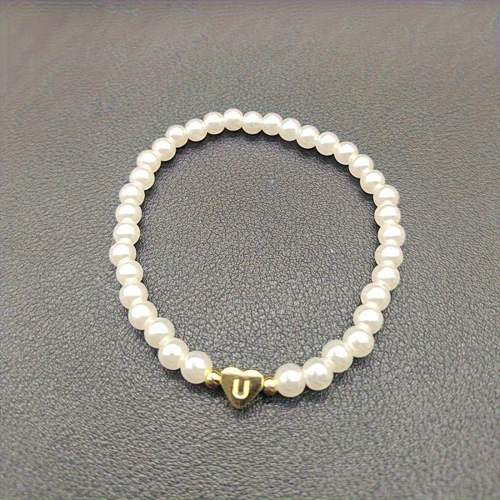 Schickes Armband mit Herzinitial (A–Z)