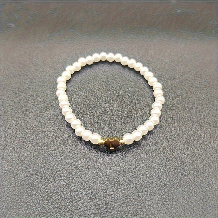 Schickes Armband mit Herzinitial (A–Z)