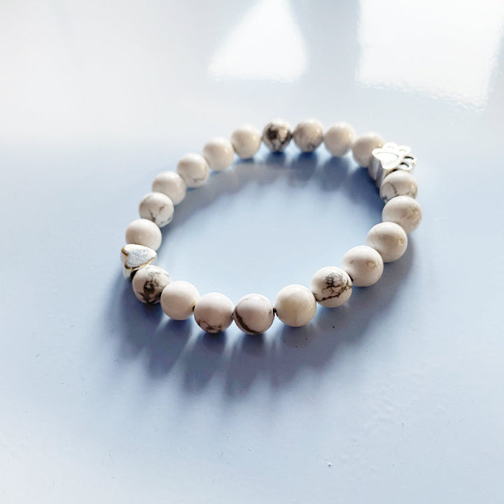 Naturstein Armband mit Pfoten und Herz Anhänger
