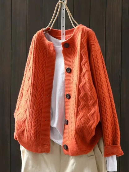 Strickjacke mit Knopfleiste in Beige - Ansicht 4
