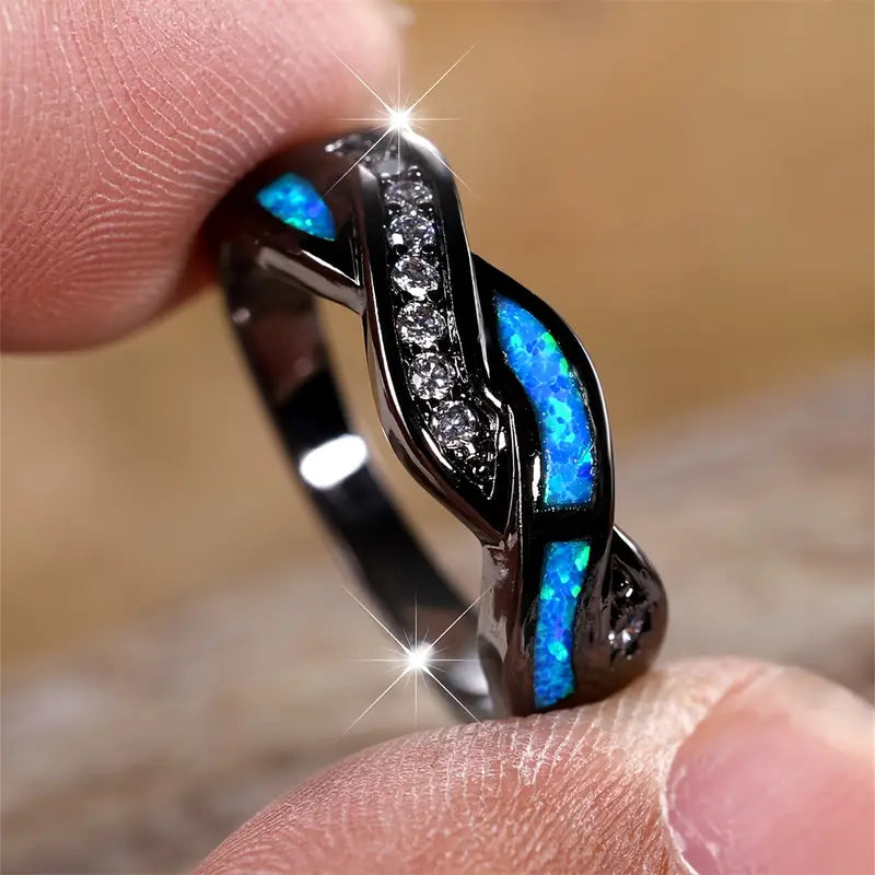 Thessia Lunebray Ring | Weißgold