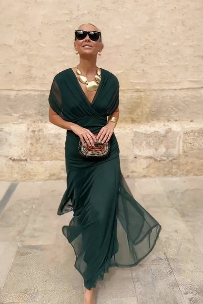 Maxikleid mit V-Ausschnitt in Bottle-Green - Ansicht 2