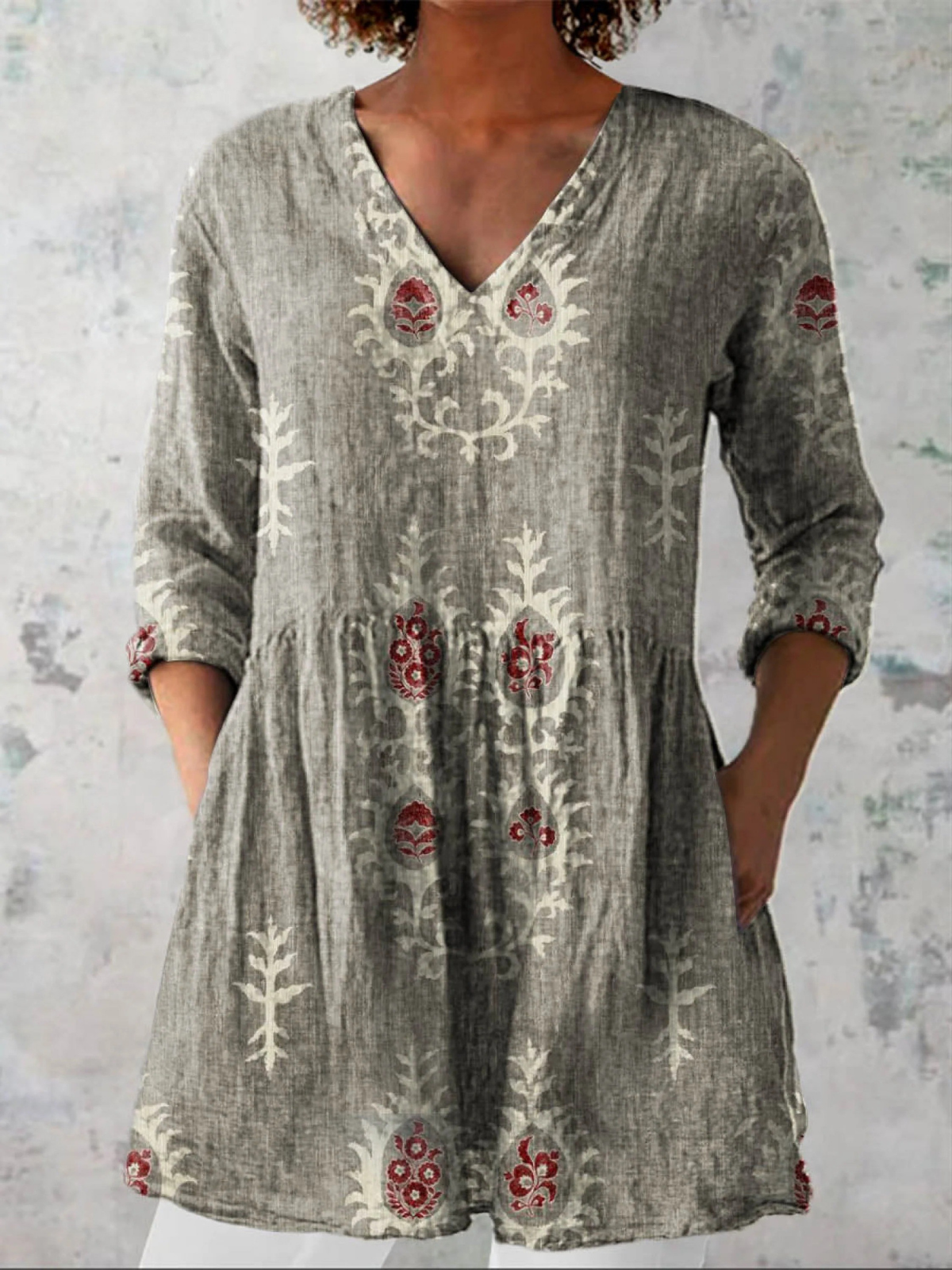 Bluse mit V-Ausschnitt in langer Form in Grün - Ansicht 6
