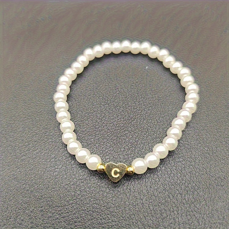Schickes Armband mit Herzinitial (A–Z)