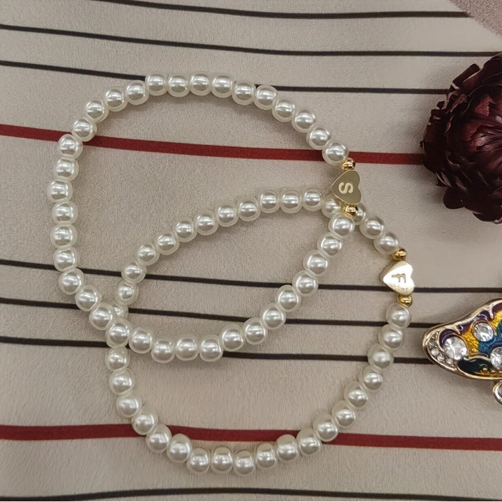 Schickes Armband mit Herzinitial (A–Z)
