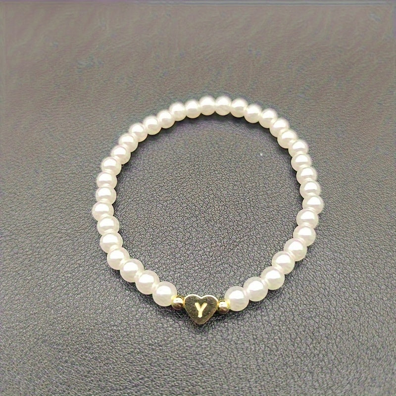 Schickes Armband mit Herzinitial (A–Z)