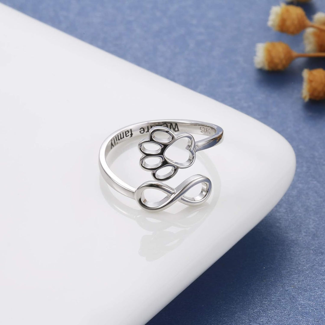 Handgefertigter Pfoten und Herz Ring
