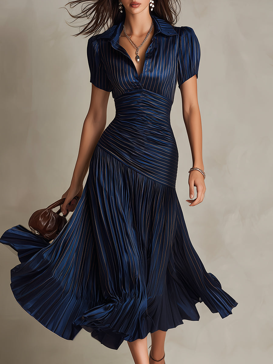 Midikleid aus Satin mit Streifenmuster