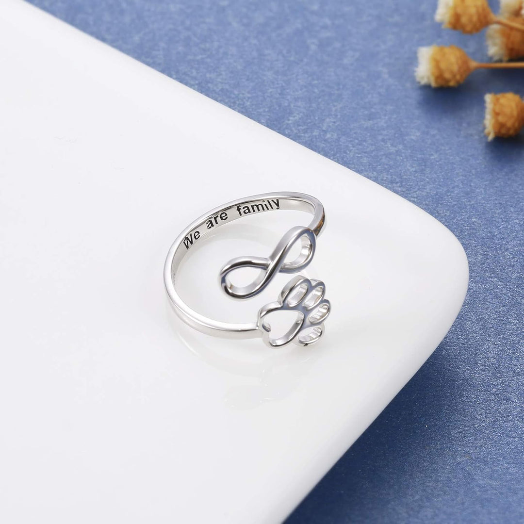 Handgefertigter Pfoten und Herz Ring