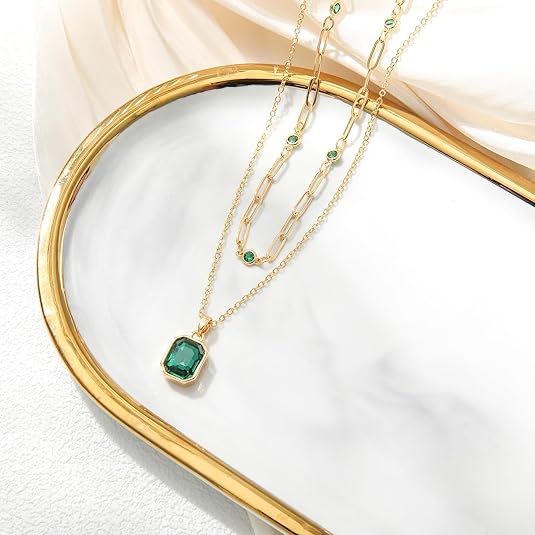 Collier avec pendentif trèfle émeraude | Or