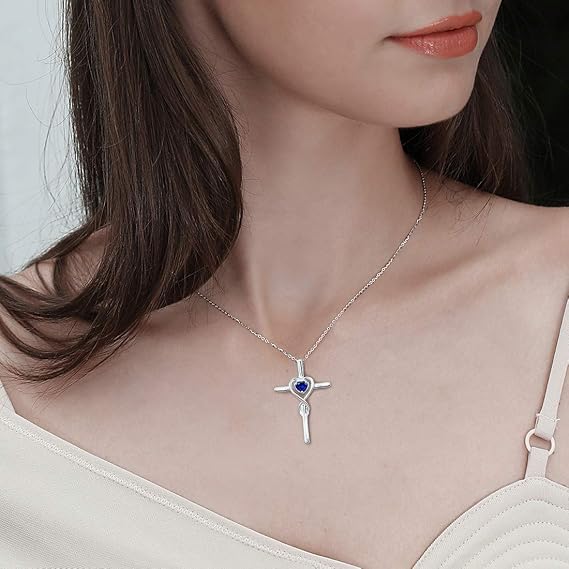 Collier Cœur Saphir et Croix | Or blanc