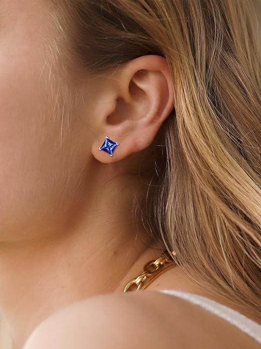 Minimalistische Princess Schliff Saphir Steckerohrringe | Weißgold