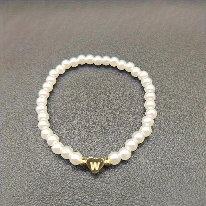 Schickes Armband mit Herzinitial (A–Z)