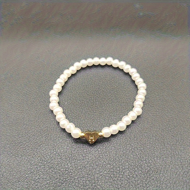 Schickes Armband mit Herzinitial (A–Z)
