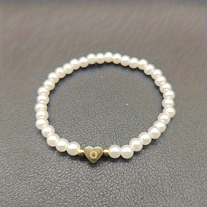 Schickes Armband mit Herzinitial (A–Z)