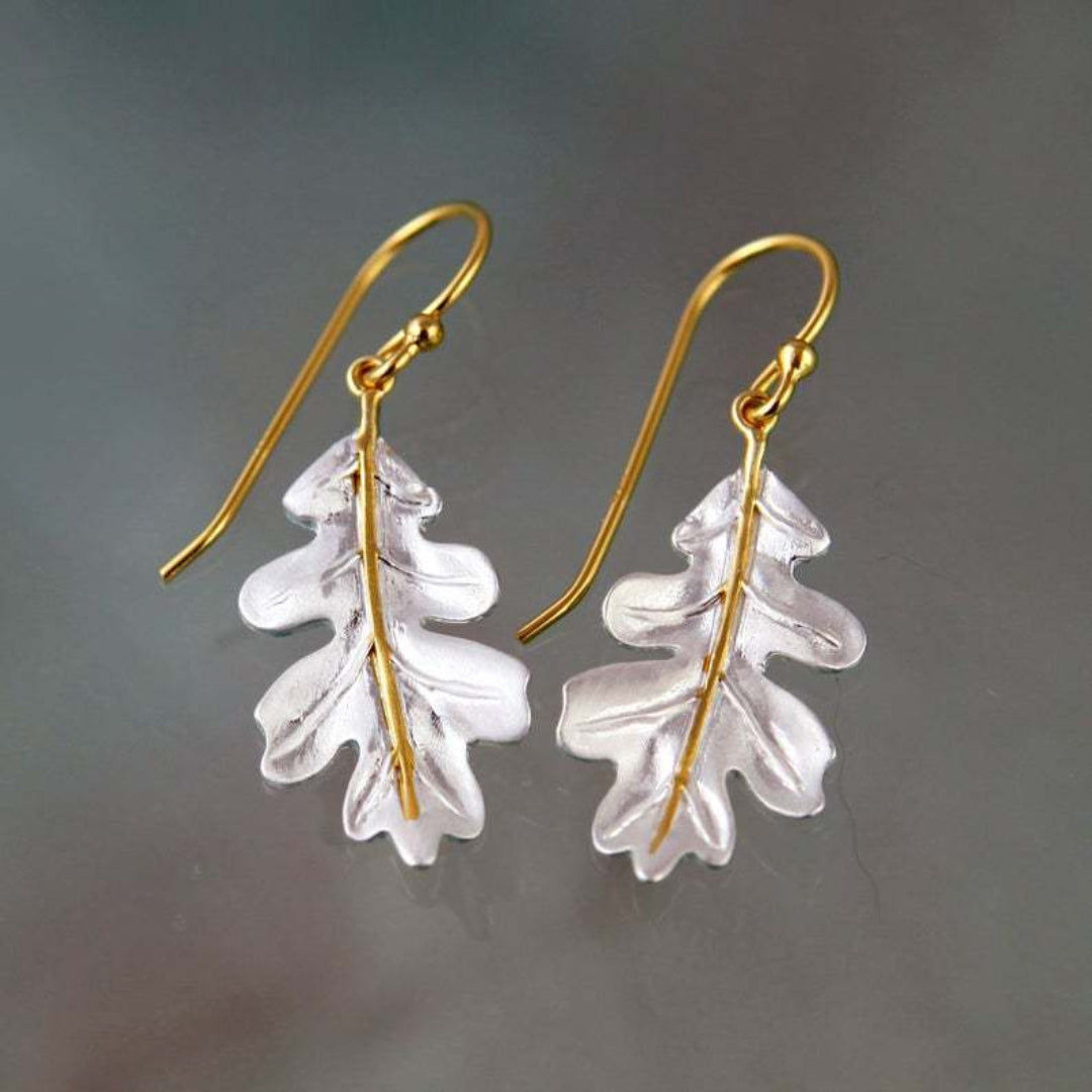 Boho Ohrringe in Gold mit weißen Blättern