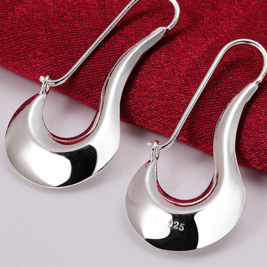 Modernistische Ohrringe aus poliertem 925er Silber