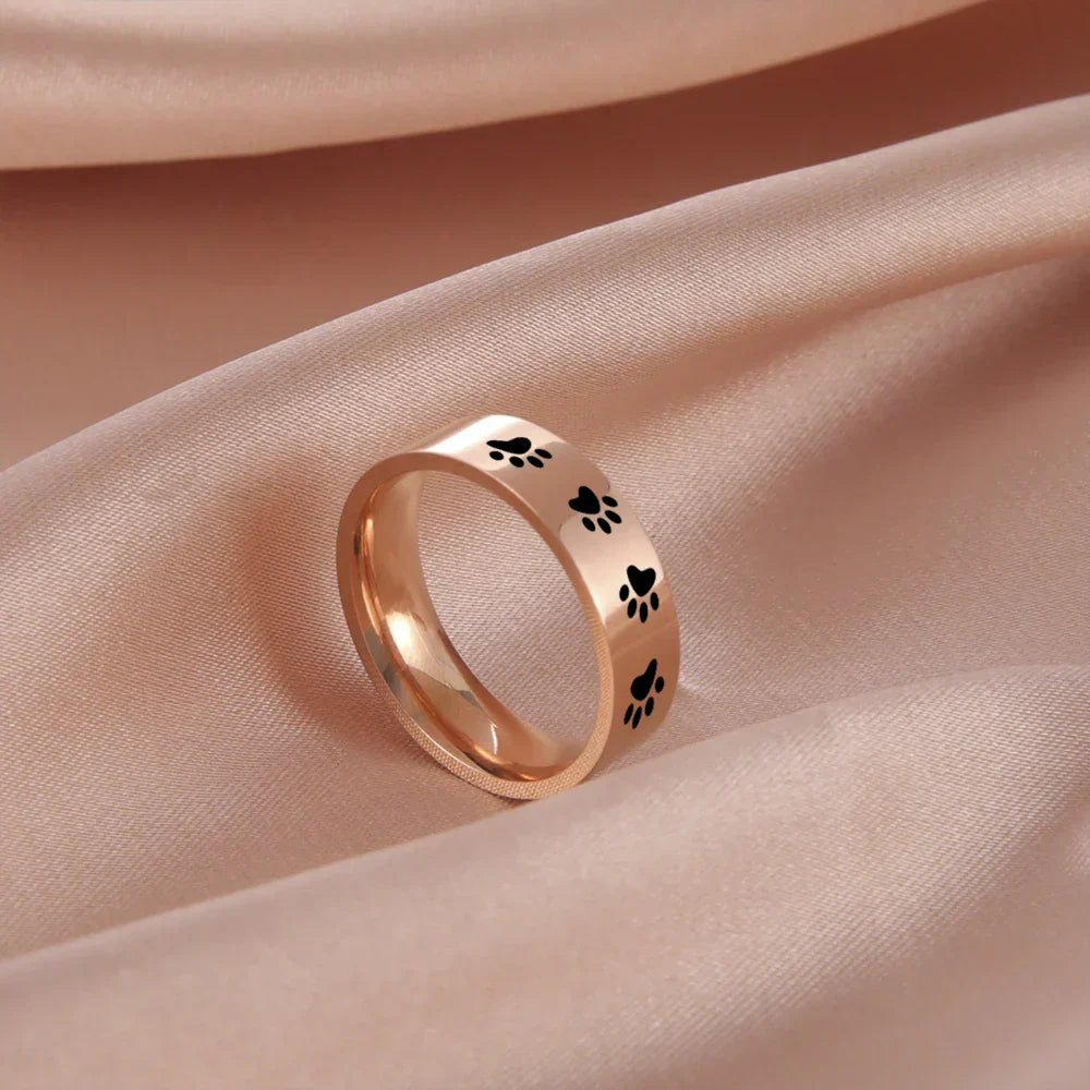 Handgefertigter Pfotenabdruck Ring in Edelstahl