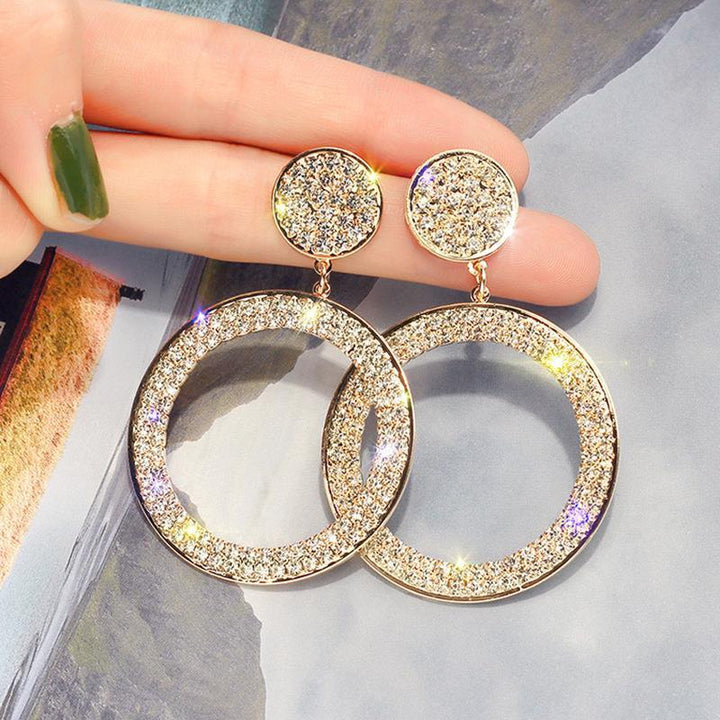 Gold- und Silber-Zirkonia-Ohrringe