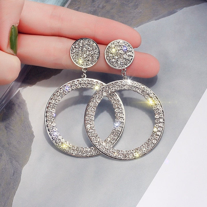 Gold- und Silber-Zirkonia-Ohrringe