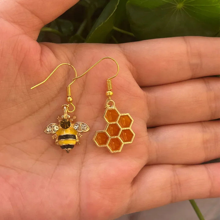 Goldene Biene und Honigwabe Kristall Ohrringe