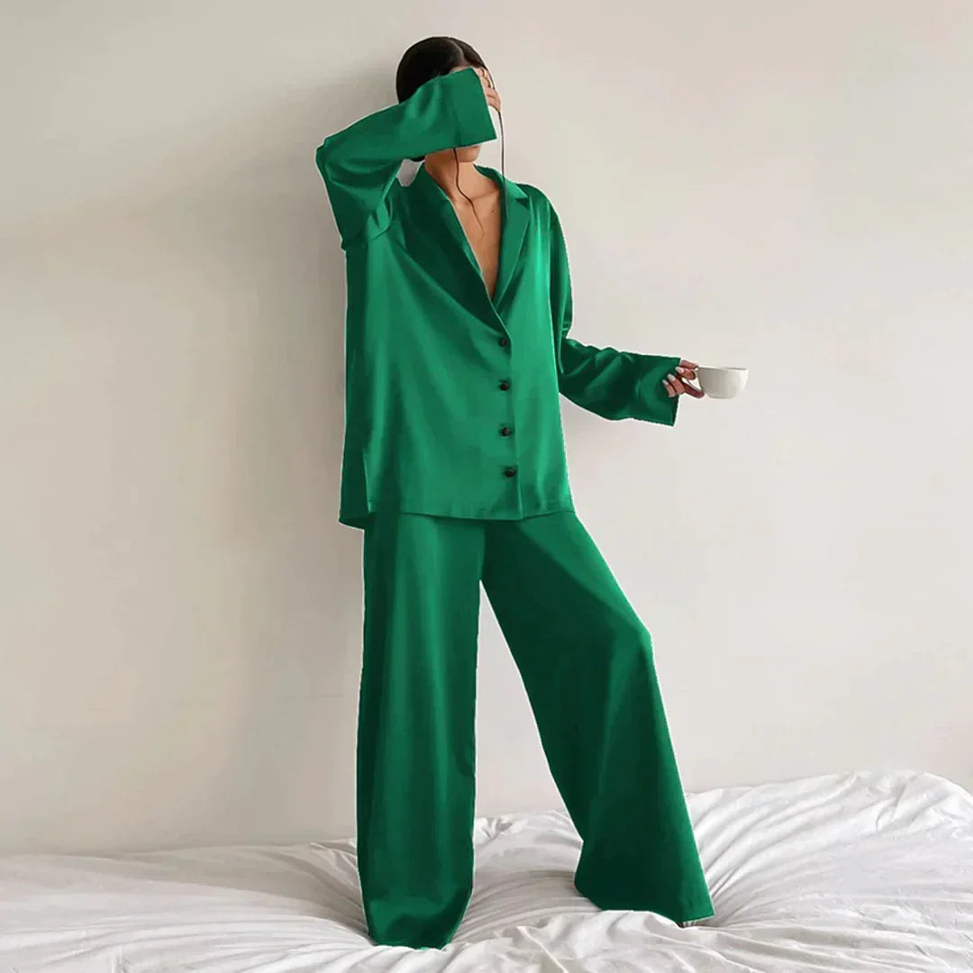 Zweiteiler aus Satin mit Knopfleiste und Langarm - Ansicht 5