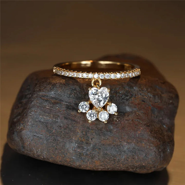 Vintage Katzenpfote und Herz Stein Ring