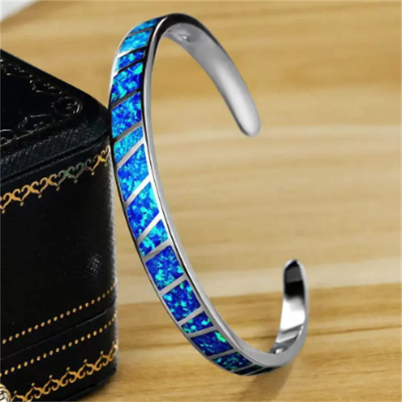 Verstellbares Blaues Feueropale Armband in Silber