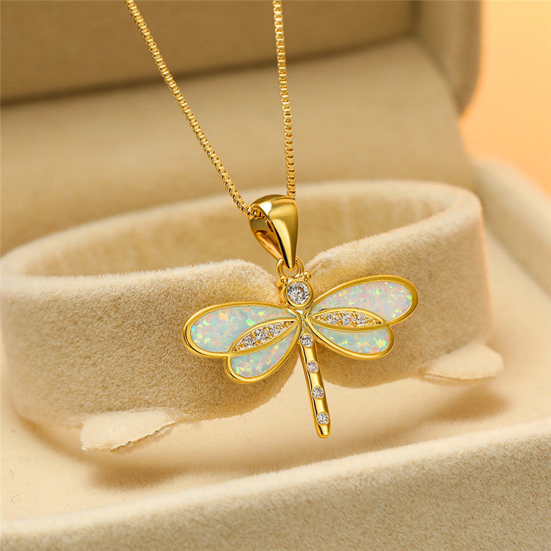 Collier libellule en or avec opale