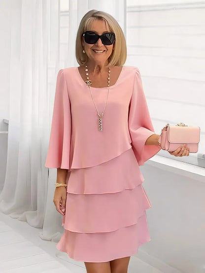 Kleid mit Rüschen in Rosa