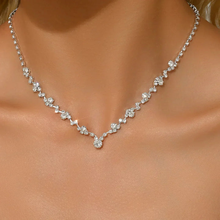 Elegantes Hochzeitscollier mit Diamanten