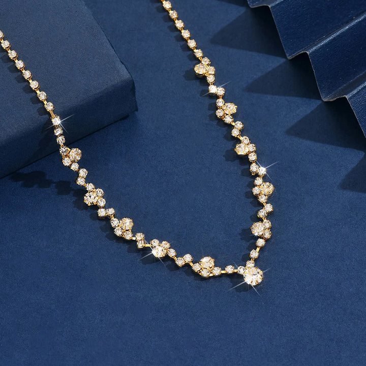 Elegantes Hochzeitscollier mit Diamanten