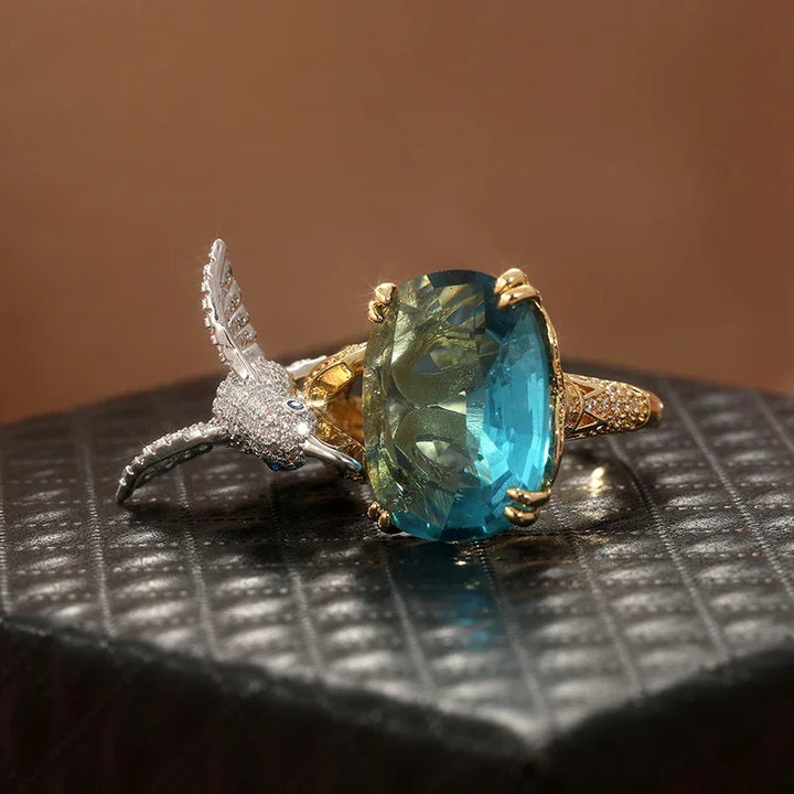 Verstellbarer Aquamarin-farbener Kolibri Ring