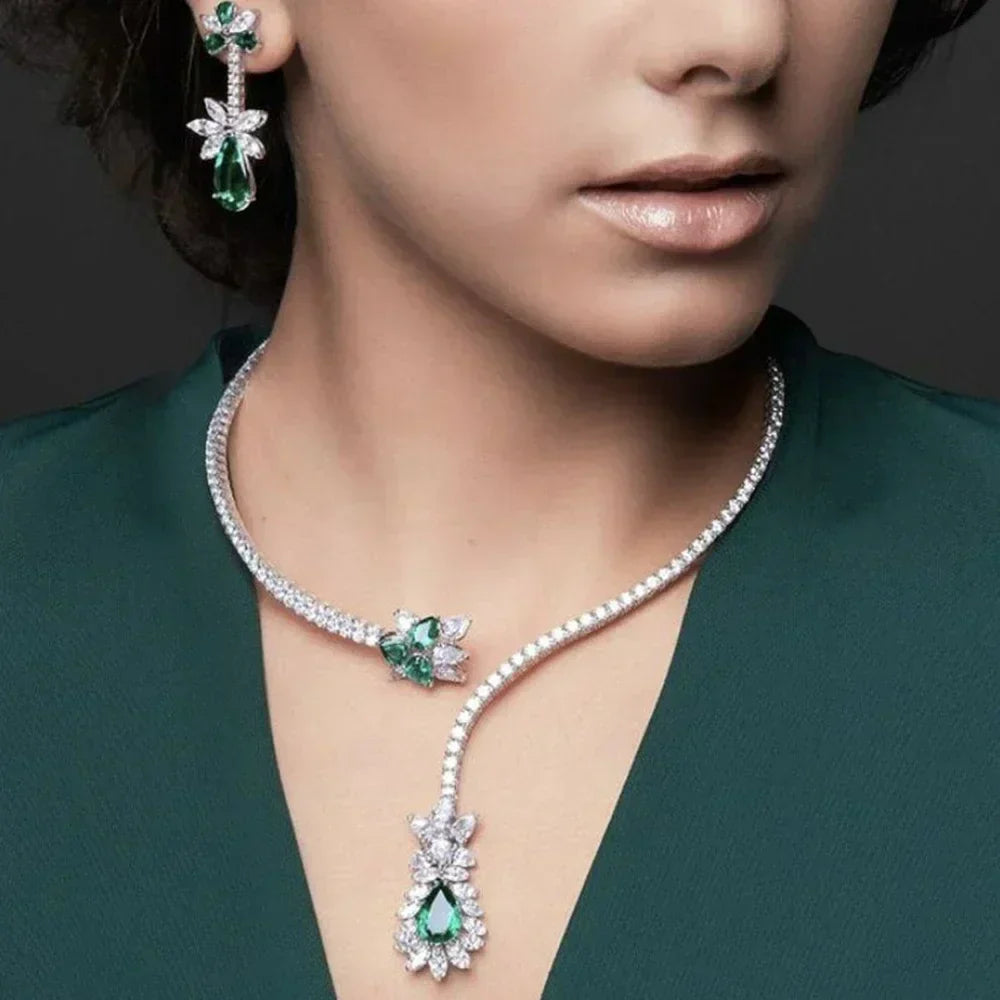 Vintage Collier Blüte von Smaragd