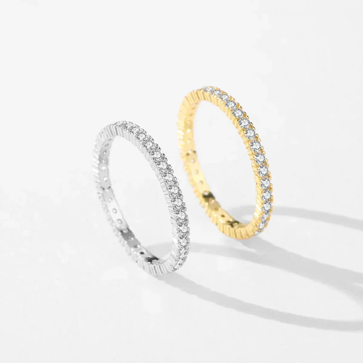 Minimalistischer Leuchtender Eternity Ring