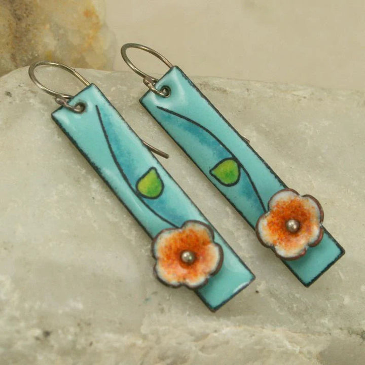 Boucles d'oreilles en émail fleuri