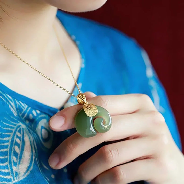 Hetian Jade Elefant Anhänger Halskette