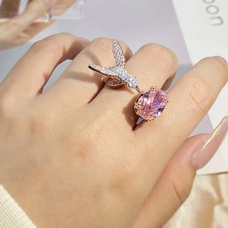 Verstellbarer Kolibri Edelstein Ring