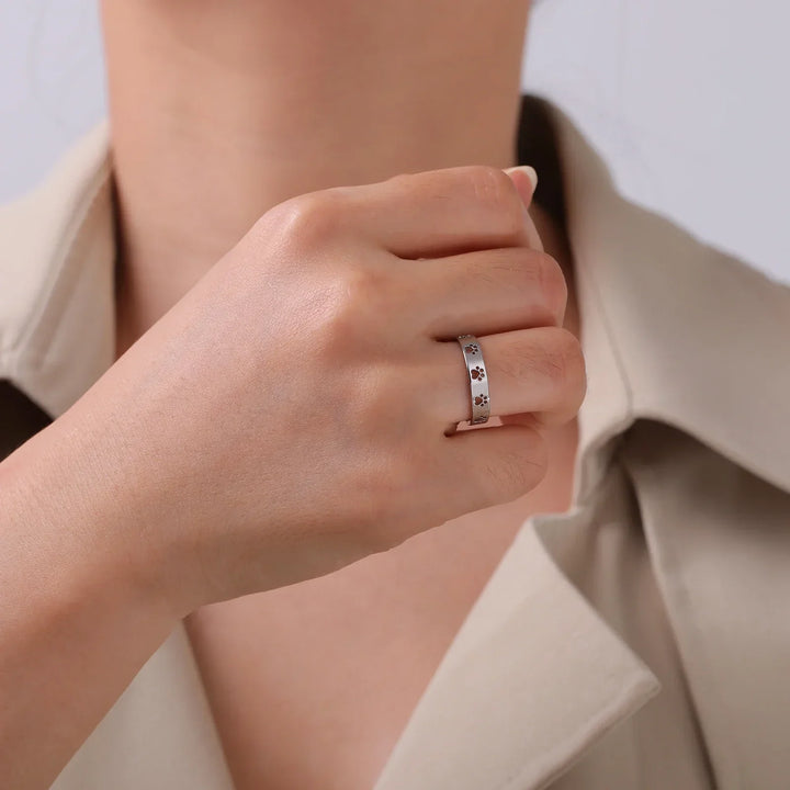 Goldfarbener Pfotenabdruck Ring