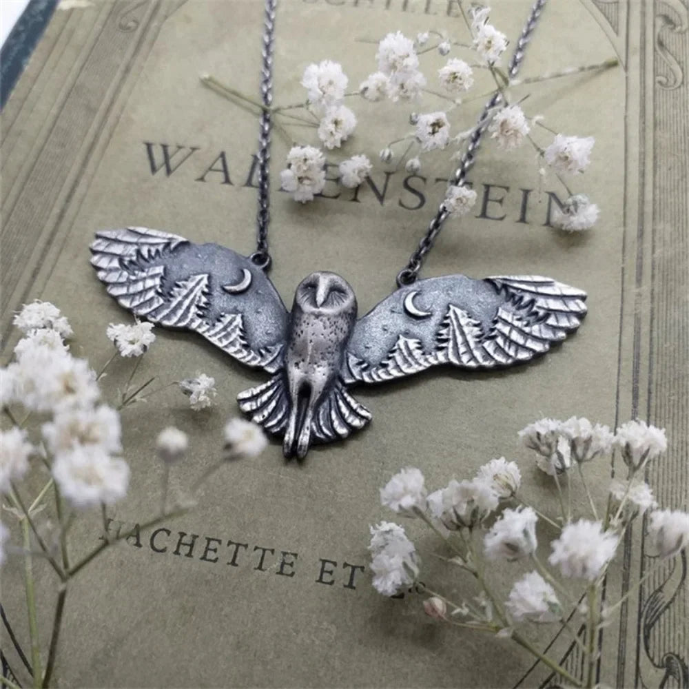 Vintage Eule und Mond Halskette