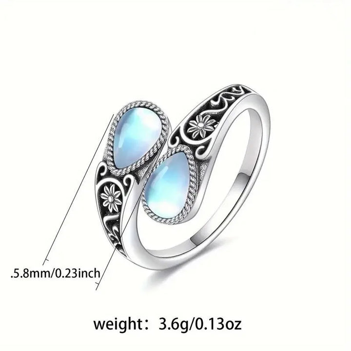 Eleganter Ring mit Mondsteinblüte