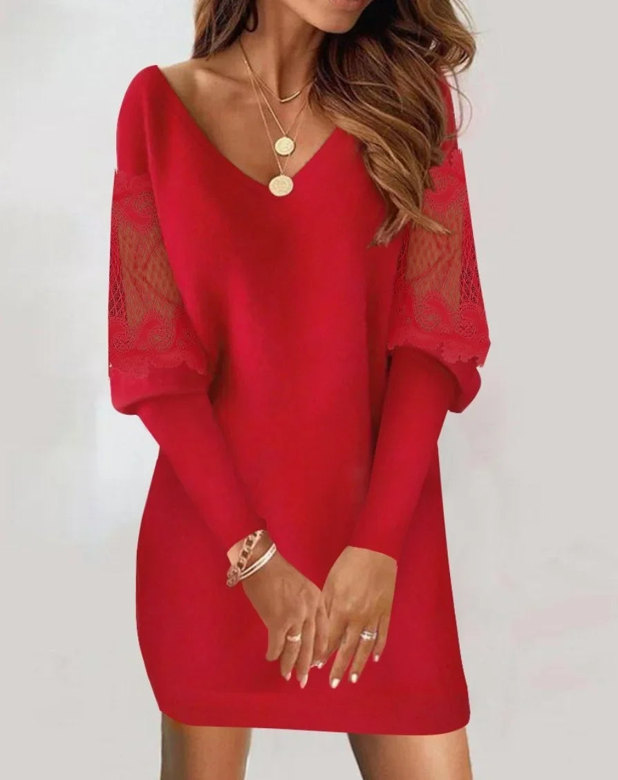 Kleid mit Spitzendetails