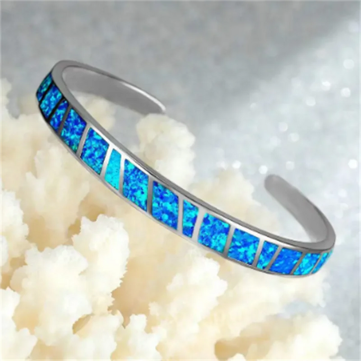 Verstellbares Blaues Feueropale Armband in Silber