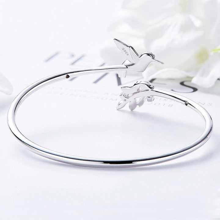 Verstellbarer Kolibri Ring mit Strass Diamant