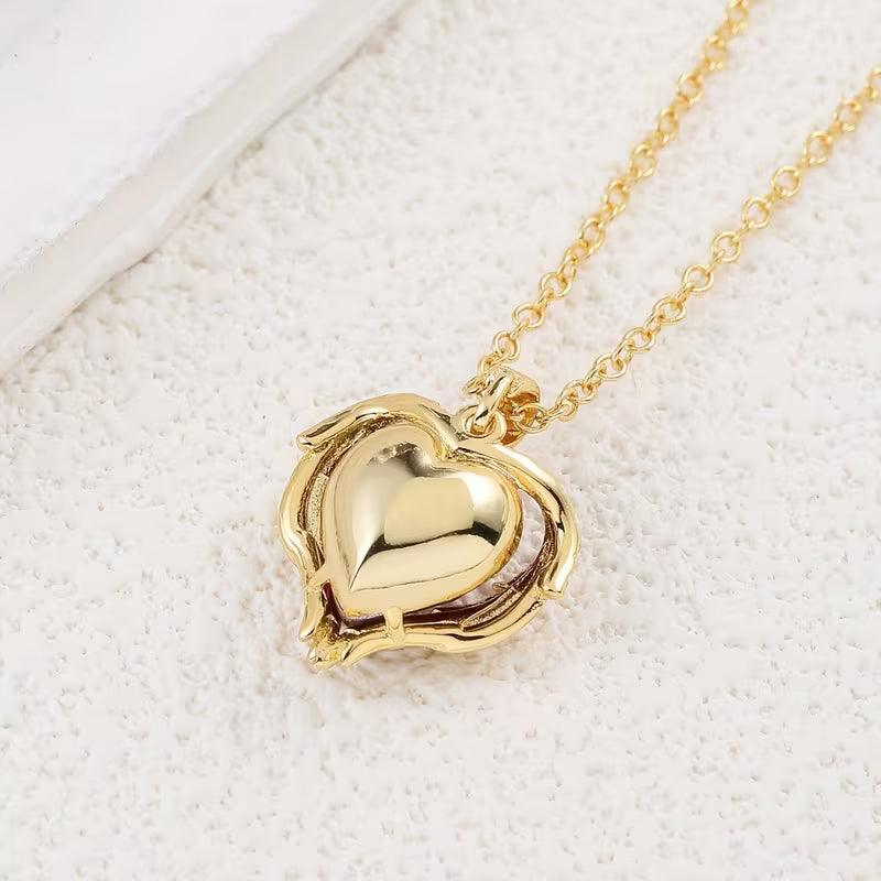 Collier cœur rubis Angel Embrace | Or