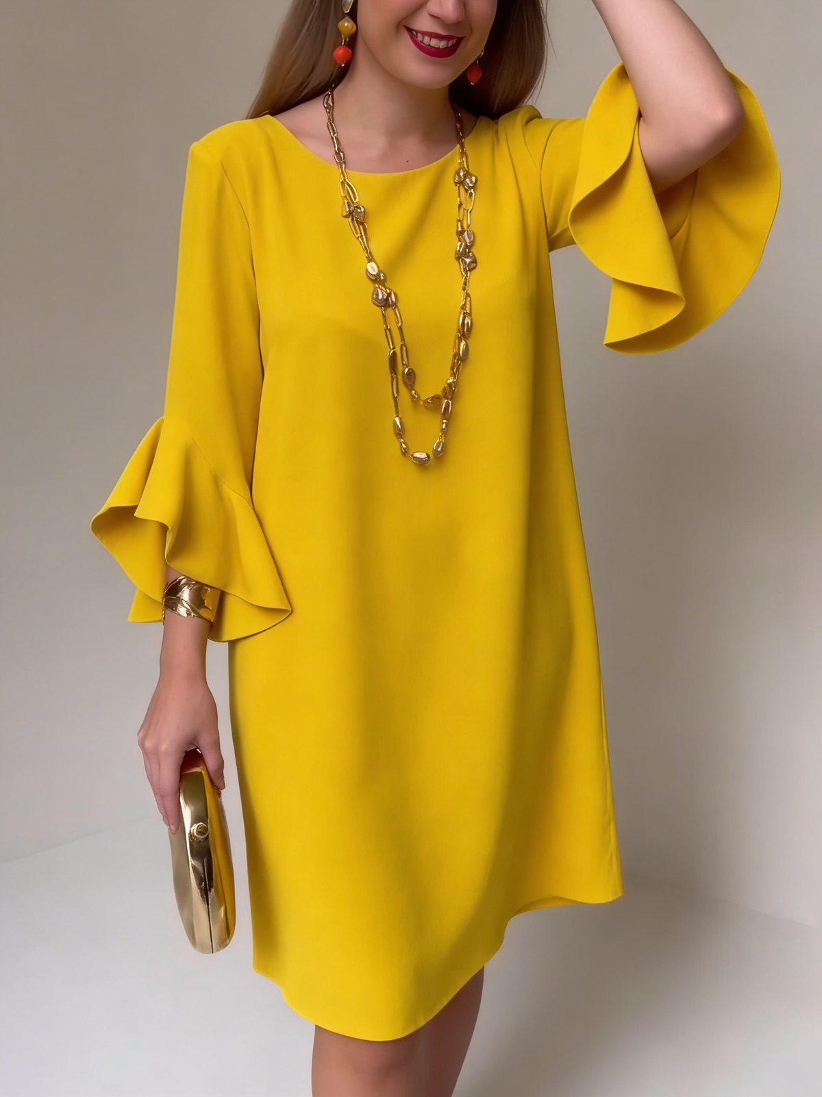 Minikleid mit Rüschen